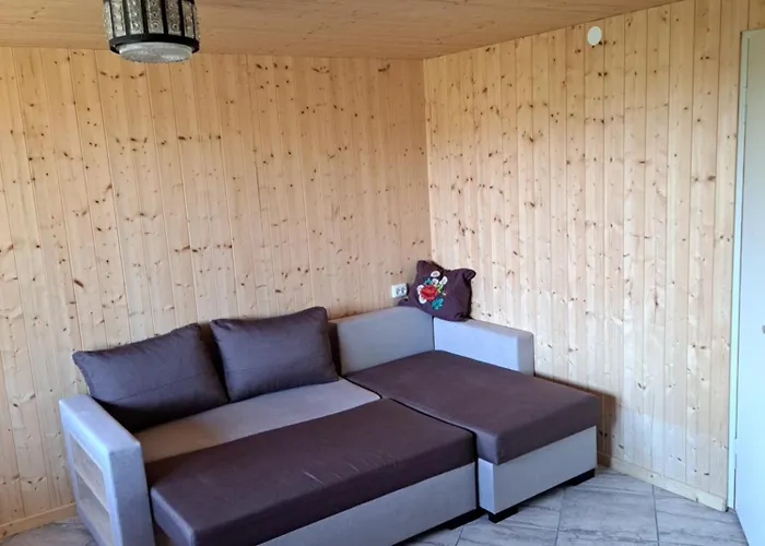 Viirpuu Puhkemaja * Kuressaare